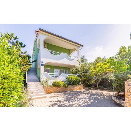 Nice Apartment In Pula With Kitchen