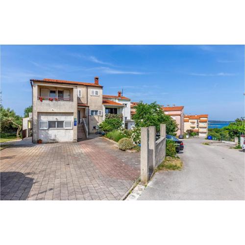 Nice Apartment In Pula With Wifi