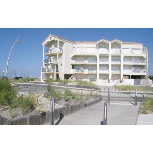 Nice Apartment In St, Hilaire De Riez
