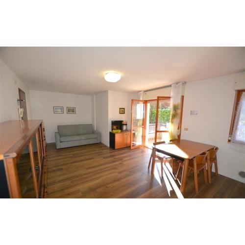 Nice flat for for 4 guests in a residence with common pool in LignanoRiviera