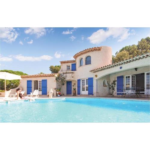 Nice Home In Sainte Maxime With Wifi