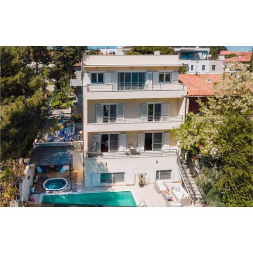 Nice Home In Split With Sauna
