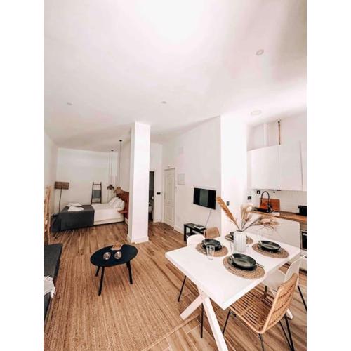 Nice studio in Lavapies, downtown Madrid