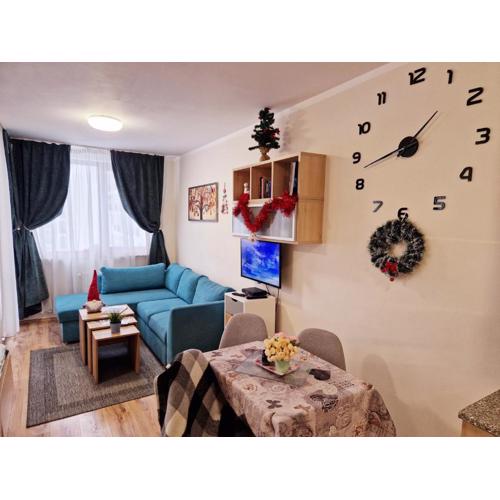 NICE STUDIO in \