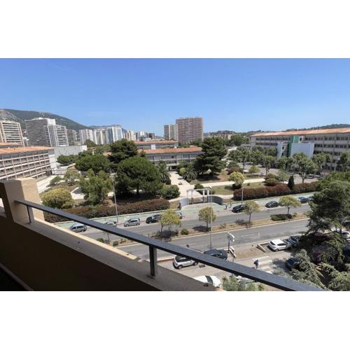 Nice T4 with balcony near downtown Toulon