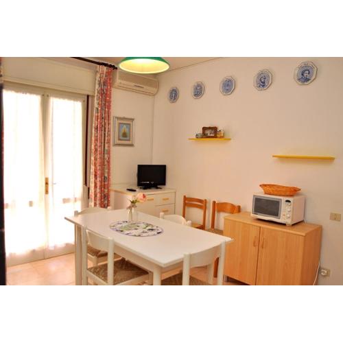 Nice two-bedroom apartment 150m from the beach
