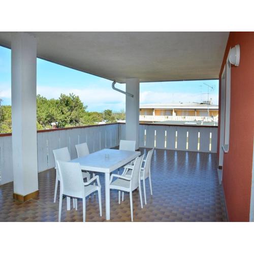 Nice two-Bedroom Apartment with attic terrace