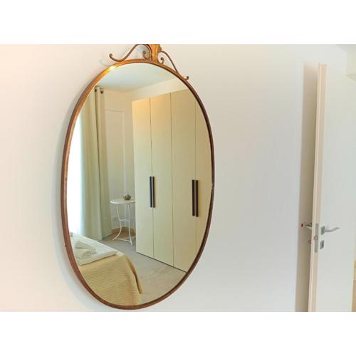 Niche Apartment