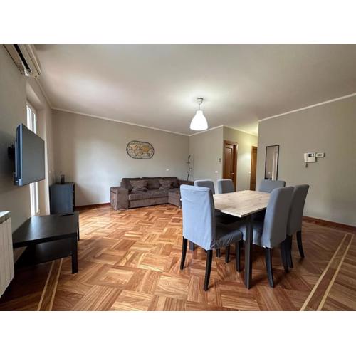Nicola Apartment