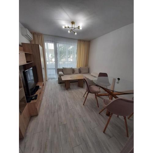 Nicole Apartment