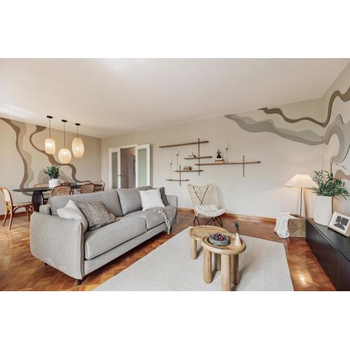 Nicoya - 3 bedrooms and balcony in Eixample Dreta