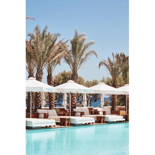 Nikki Beach Resort & Spa Santorini