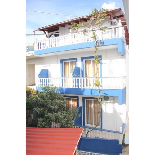 Nikos Studios Meltemi Family Suite Penthouse