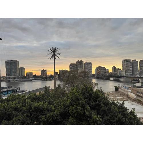 Nile Emerald - Central 1 BDR