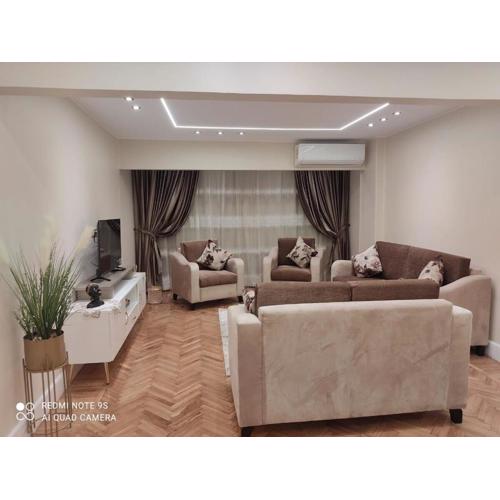 Nile Hotel Apartment