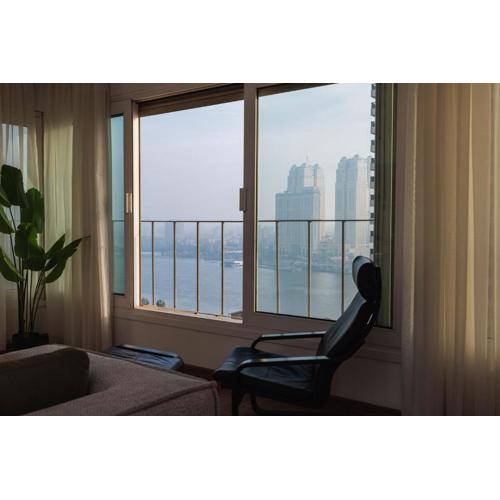 Nile-view Luxe 1br Apartment