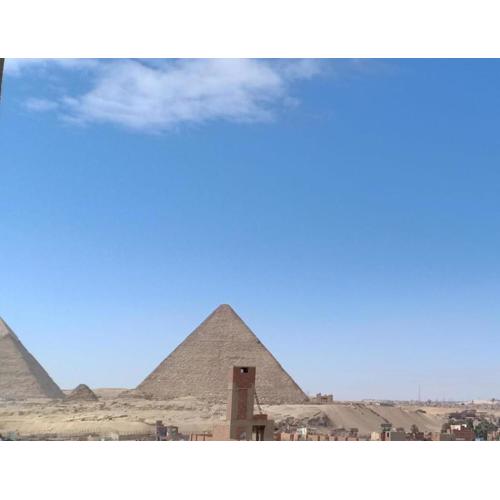 Nino Pyramids Boutique