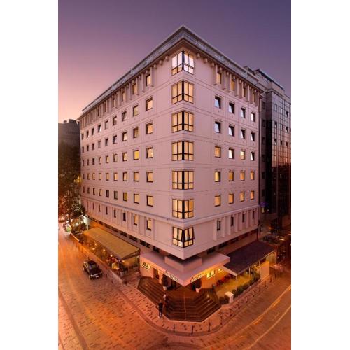 Nippon Hotel