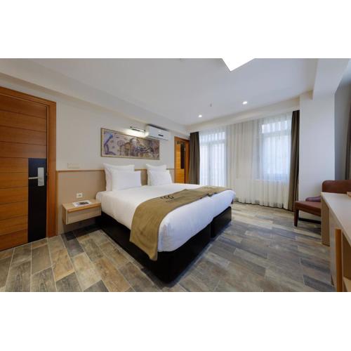 Nishant Hotel