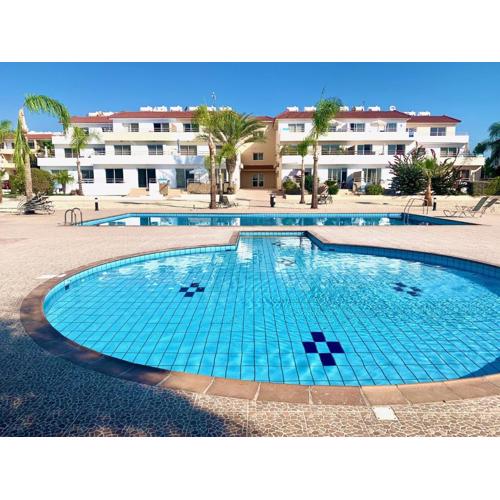 NISSI BEACH AYIA NAPA Pool View Apartment Large Terrace 450m from Nissi Beach
