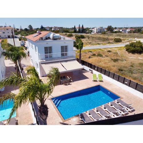 Nissi Villa Ourania