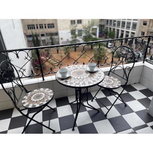 NobleNotes - Victor Suite Central Athens