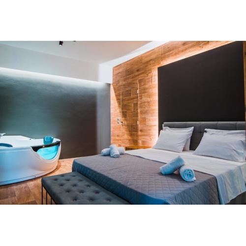NOHO Boutique , premium living Lazeon 7