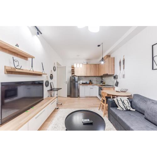 Noir Apartment by Kondo Stays