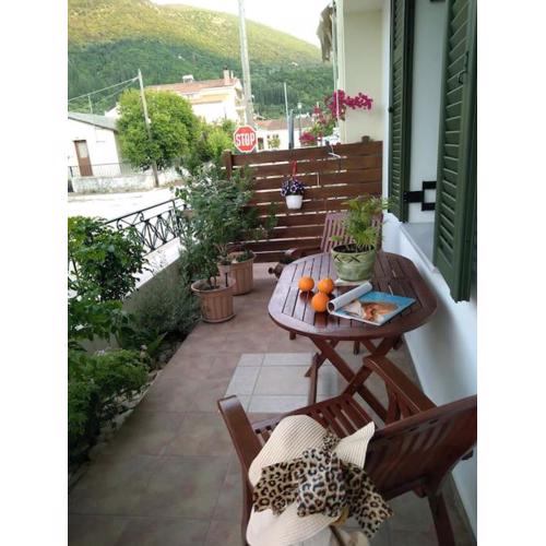 Nostalgia Apartments B Plus in Sami 50 meters from the sea