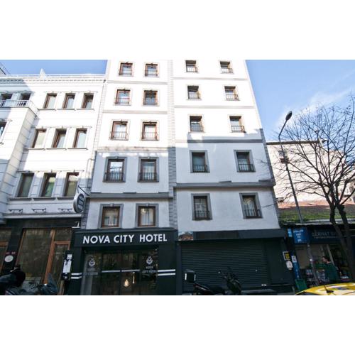 Nova City Hotel