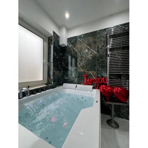 Nuance Suite & Rooms