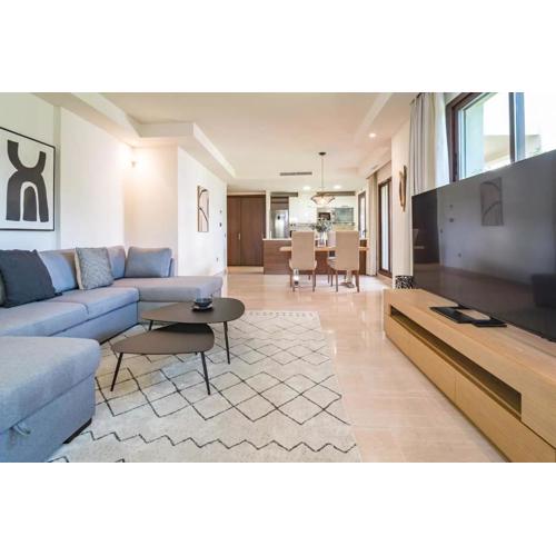 Nueva Andalucia flat with pool by Costarentals - M33