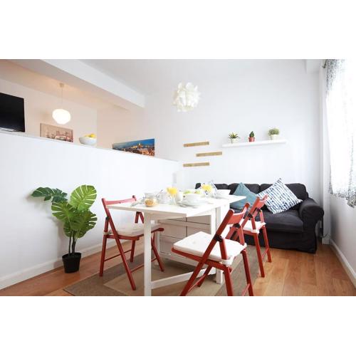 Nuevo estudio centro Sevilla. AC/WIFI Castellar 56