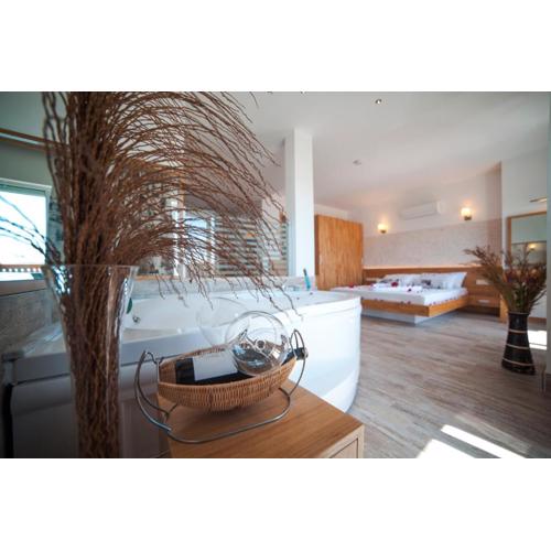 Nur Hotel