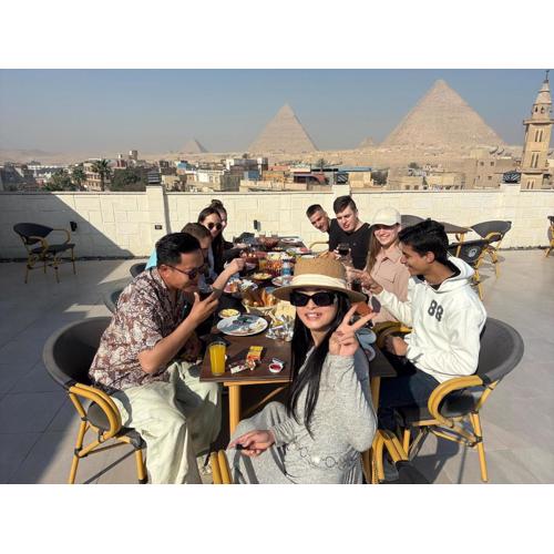 NUT Pyramids INN