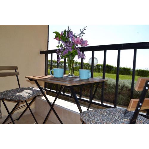 Апартамент в Oasis beach Kamchia - Стъпки в пясъка