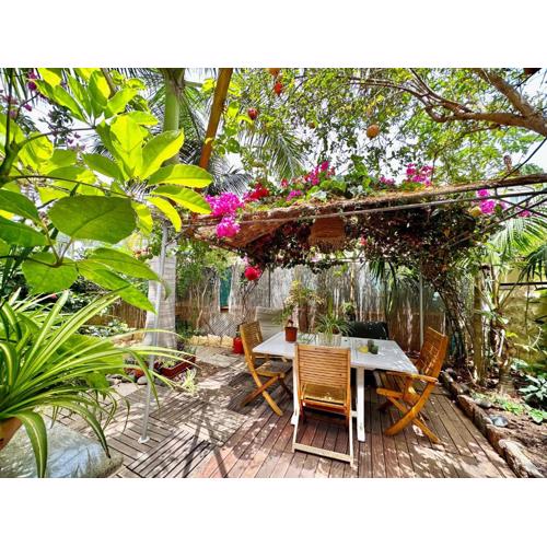 Oasis Garden