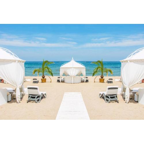 Oasis Resort & Spa Premium Apartments