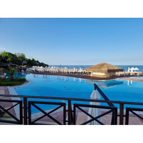 Oazis resort lux vip apartament
