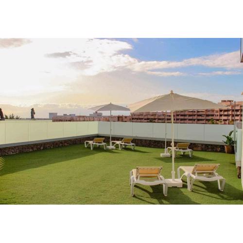 Ocean Garden suite 108 con jardín privado y vista al mar