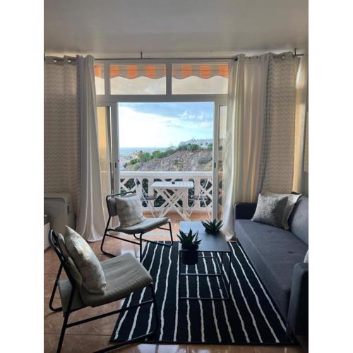 Ocean & Sunset View Apartment