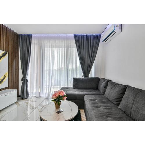 Ocean Wave 2BR Free Parking