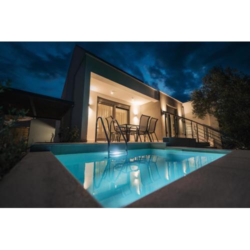 Octo Villas Complex