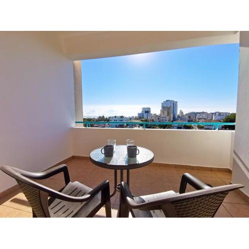 Off Course Seaview Apartment