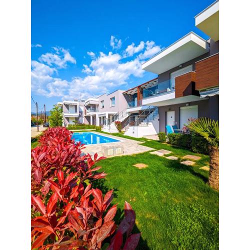 Ofrynio Luxury Apartment & pool2