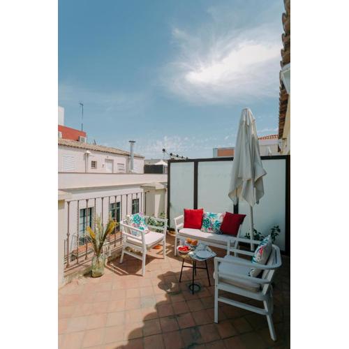 O&L Lumbreras: bright duplex with private terrace