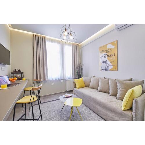 Old Athens style 1bdr with Acropolis view rooftop!