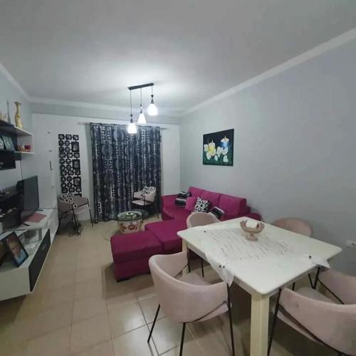 Old Beach Apartment