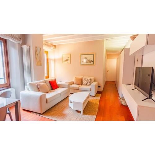 Old Town Alley - Italian Homing