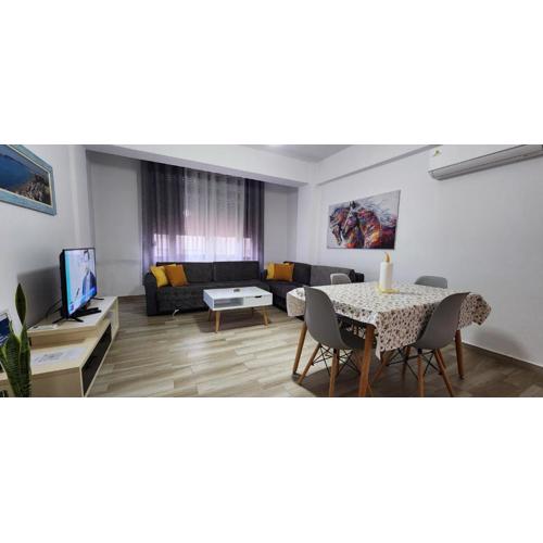 Old Town boulevard apartment in city center
